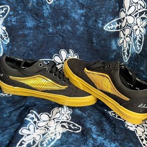 Vans x Harry Potter Gold Snitch Old Skool Sneakers